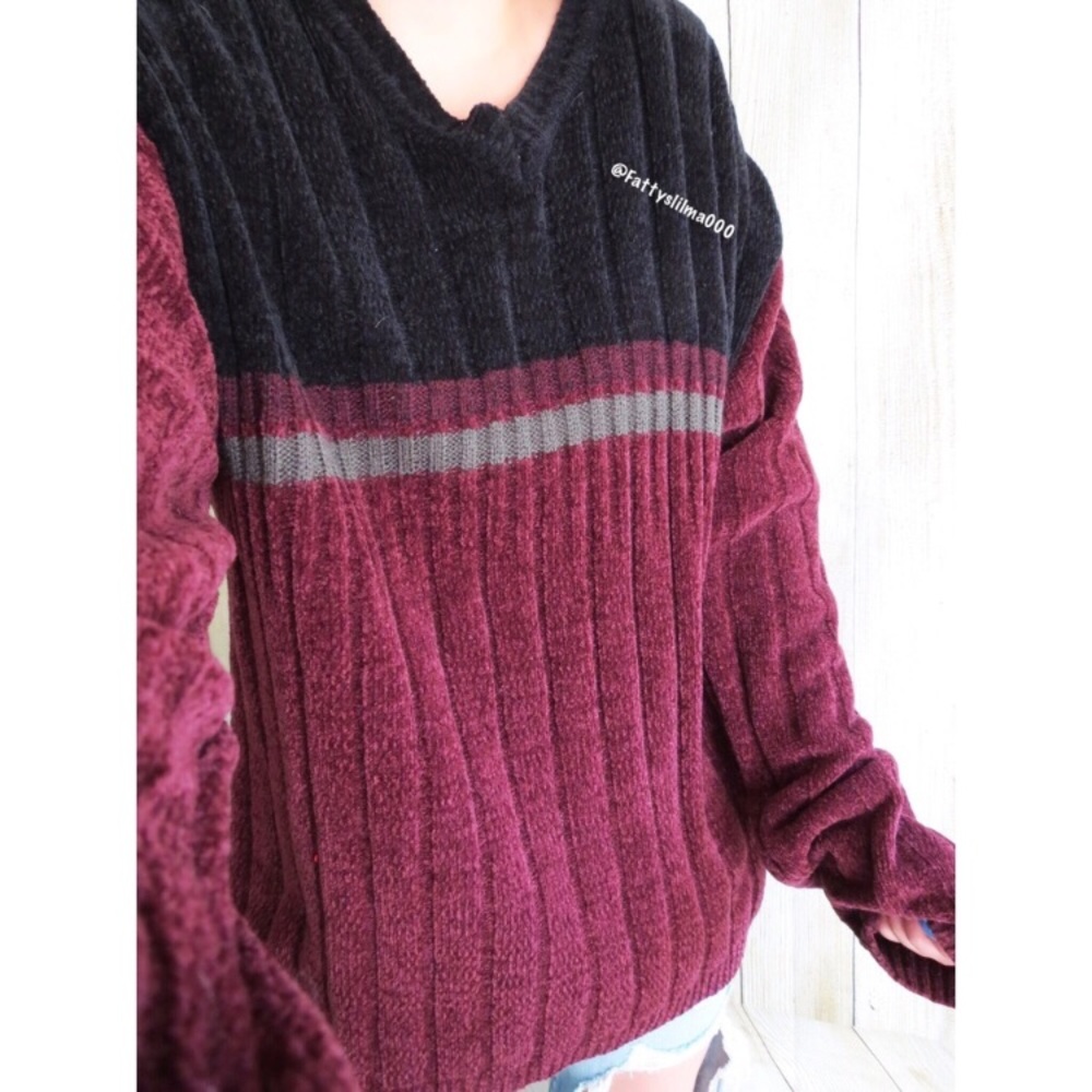 Vintage cozy night in chenille sweater 🍃 - Picture 7 of 8